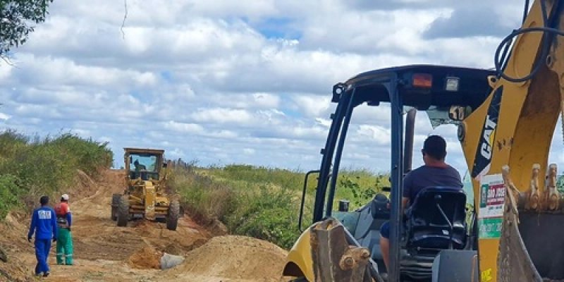 Comunidade do Sarapó é beneficiada com parolamento e drenagem das Estradas vicinais em São José da Lagoa Tapada 