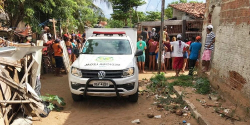 Mãe e dois filhos são executados com disparos de espingarda na cabeça; Leia