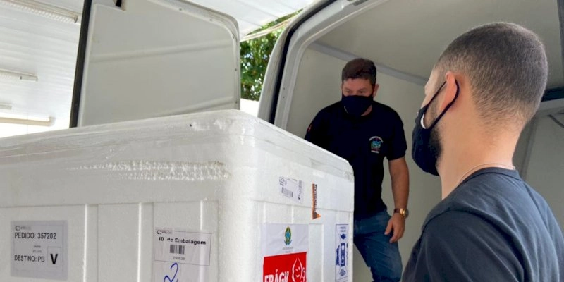 Paraíba distribui mais 105 mil doses da vacina contra Covid-19