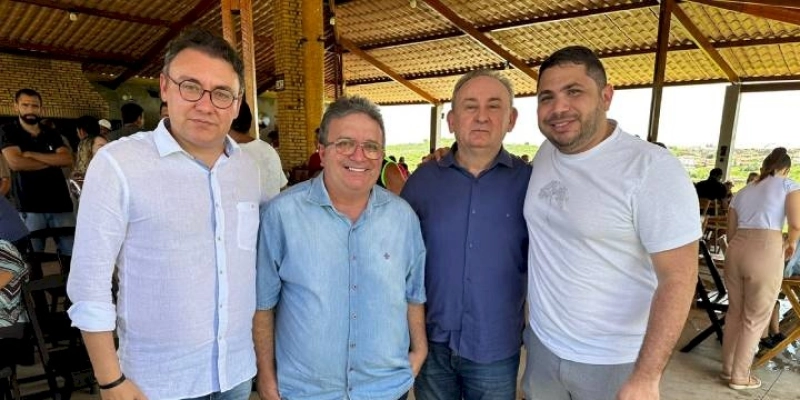 Heron reúne oposição, e debate com Secretário de Agricultura do Estado, soluções emergenciais para Marizópolis 