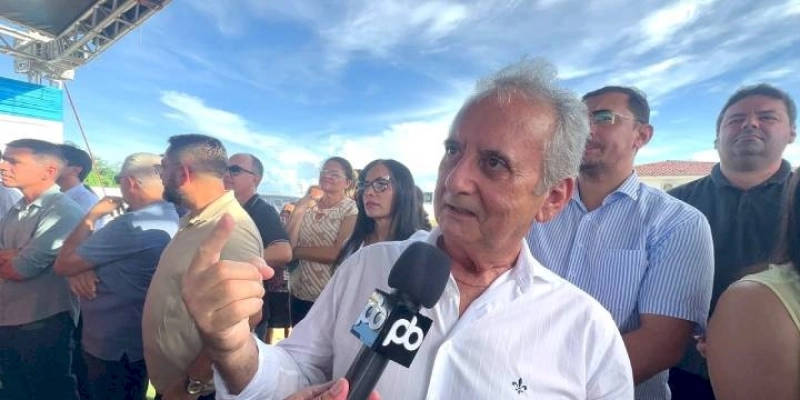 Zé Célio dá a receita para quem quer ser vice de Helder, e diz que não é no grito, nem coloca a faca na goela de ninguém, e faz revelações; Vídeo 