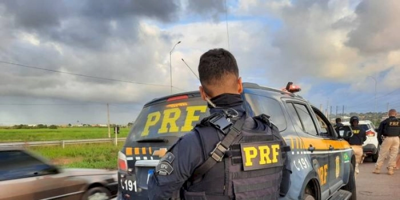 Quatro pessoas são detidas em ocorrências criminais pela PRF na Paraíba durante o último final de semana