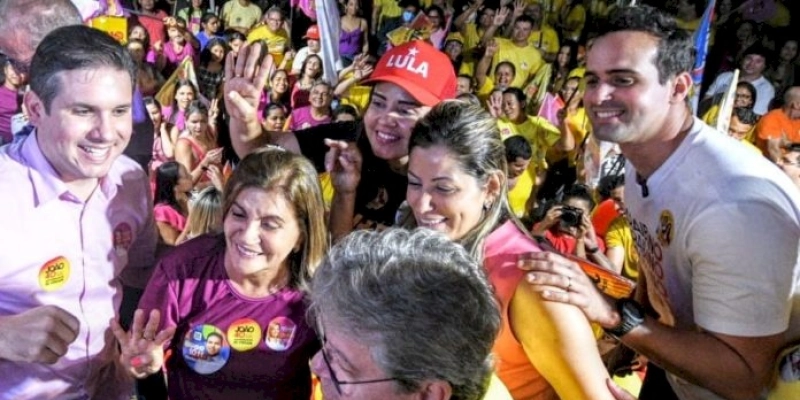Em Mamanguape, João e Pollyanna reúnem apoiadores ao lado da Prefeita Eunice  