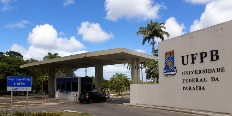 Mais cursos na UFPB... precisamos?   por Alexandre Lyra*