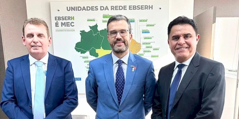 Wilson Santiago cobra abertura de Pronto Atendimento no Hospital Universitário de Cajazeiras e destrave de obras na região
