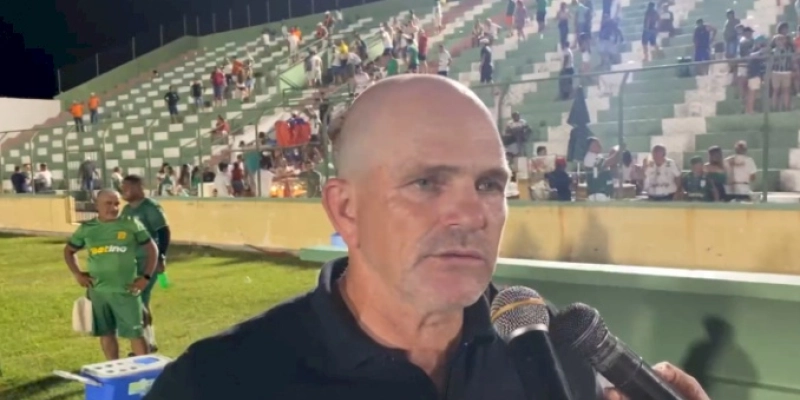 Técnico do Sousa detona arbitragem após empate contra o Iguatu