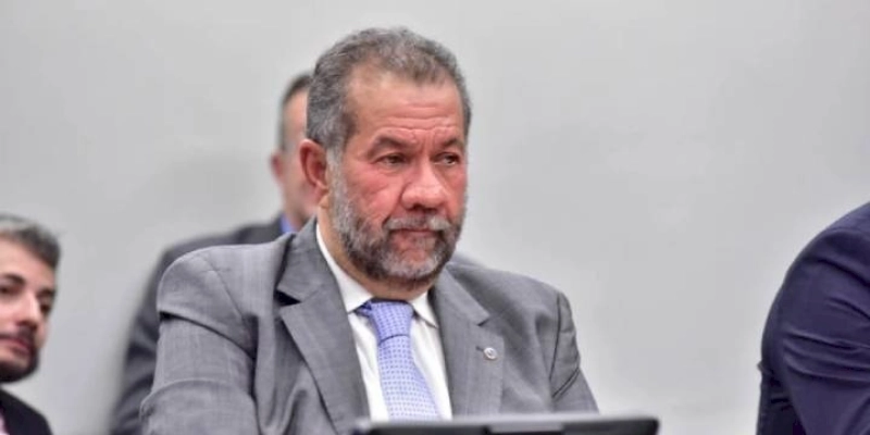 Carlos Lupi confirma Agenda na Cidade de Sousa nesta sexta-feira, afirma João Estrela 