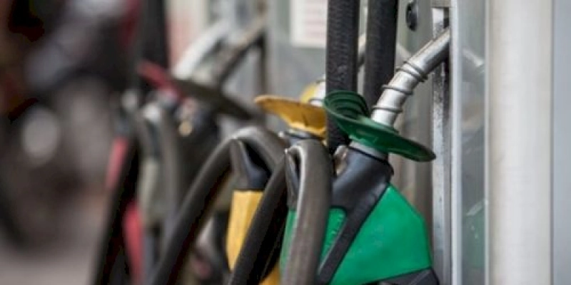 Procons iniciam fiscalização de postos de combustíveis