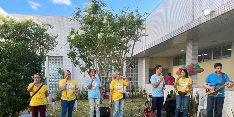 Hospital de Trauma de Campina Grande lança projeto de apresentações de músicas natalinas para pacientes e acompanhantes
