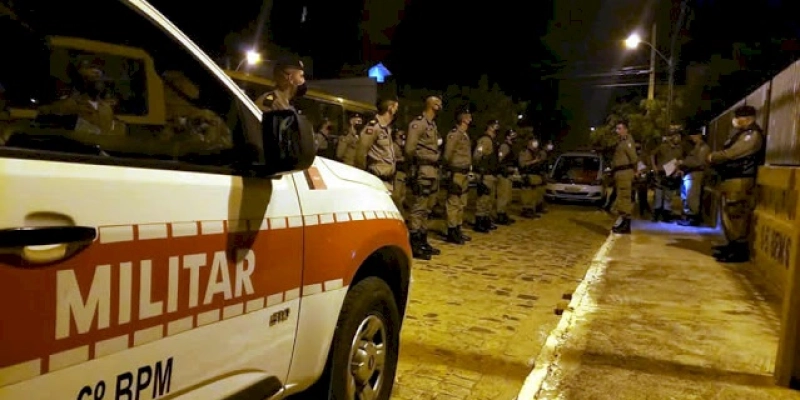 Cobrança de aluguel, termina Pai e Filho feridos a bala em Cajazeiras 