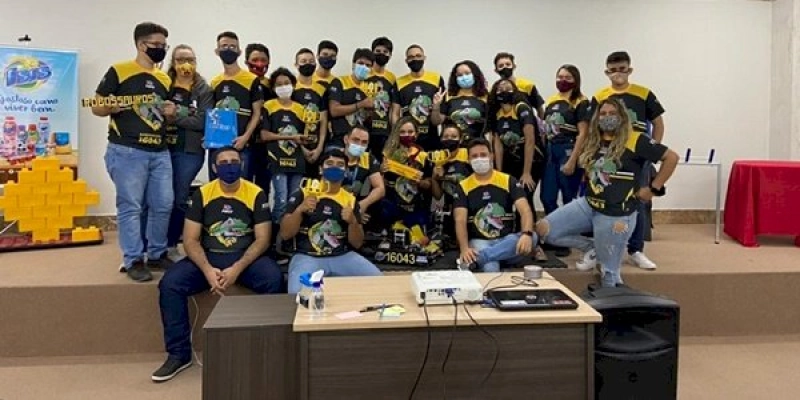 Escola Sesi da cidade de Sousa conquista 3º lugar em festival nacional de robótica