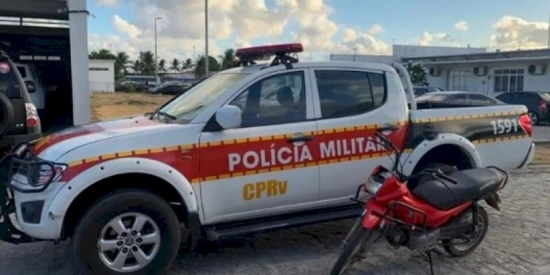 Polícia recupera motocicleta roubada durante rondas na rodovia estadual PB-008 