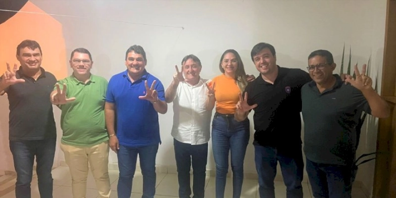 CONFIRMADO: Zé Vieira anuncia aliança ao Prefeito Lucas Braga, junto o Presidente da Câmara, e vereadores em Marizópolis