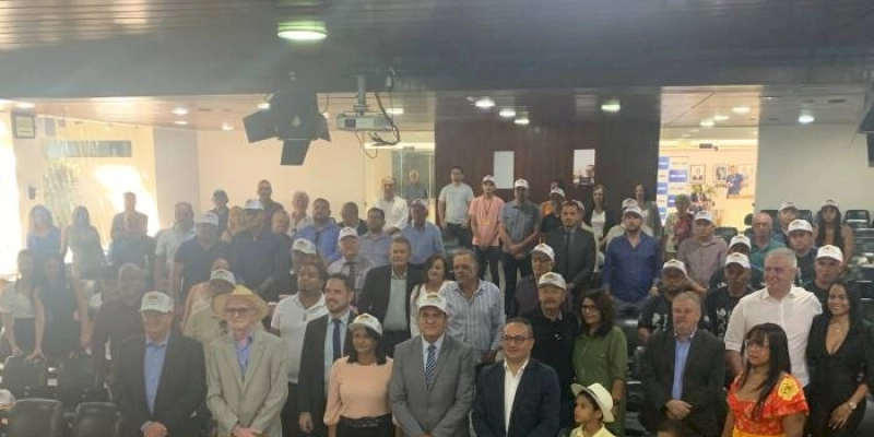 Transportadores Autônomos de Cargas da Região NE se reúnem em Fórum