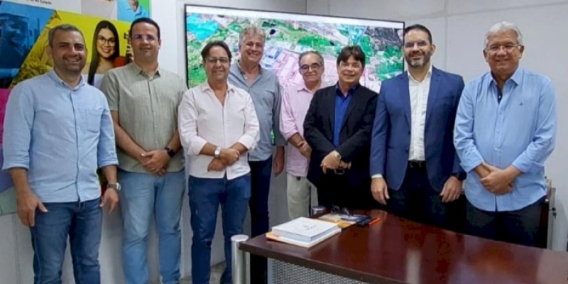Presidente da FIEPB Cassiano Pascoal apresenta projeto de revitalização dos distritos industriais de Campina Grande, em reunião na CINEP