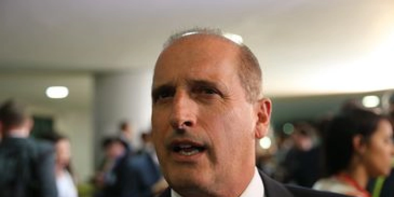 Equipe de Bolsonaro já negocia transição, diz Onyx Lorenzoni