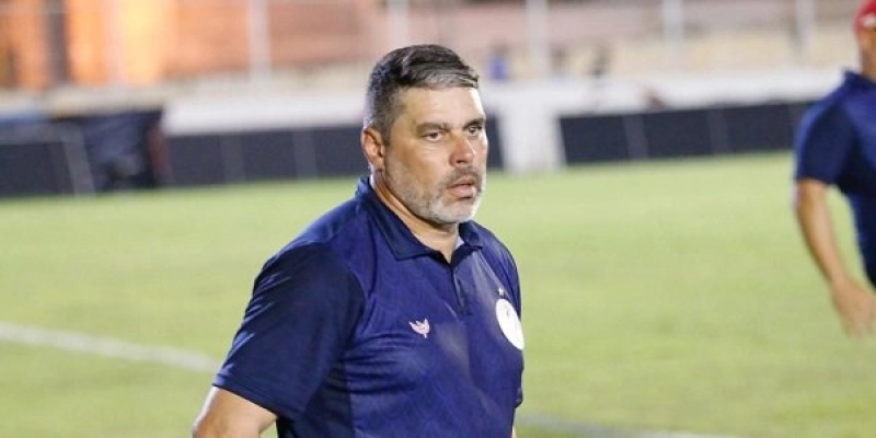 Leandro Sena é o novo treinador do Sousa Esporte Clube 