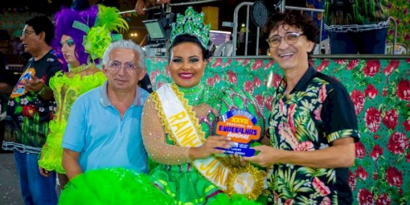 Festival de Quadrilhas Juninas começa com arquibancadas lotadas e muito forró