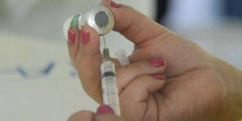 Covid-19: denúncias de fraude em campanhas de vacinação podem levar responsáveis para cadeia