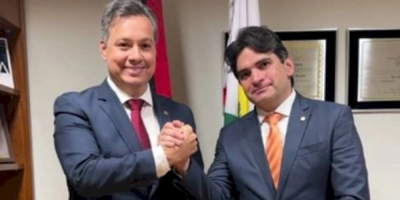 Em Brasília, Júnior Araújo consegue trator com seus implementos, a fim de suprir as necessidades dos homens do campo cajazeirense