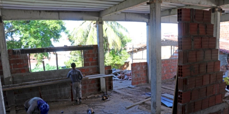 Prefeitura de João Pessoa avança com obra de reconstrução da Lavanderia Comunitária de Mandacaru