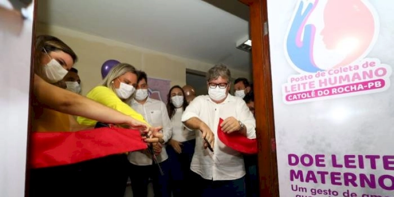 João Azevêdo entrega equipamentos na UEPB e banco de leite em Catolé do Rocha
