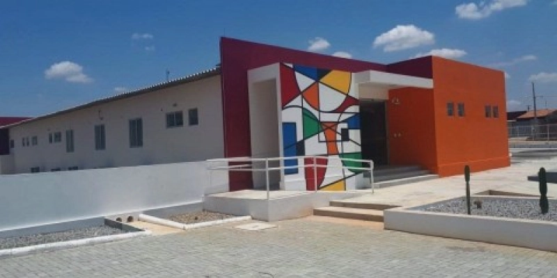 Corpo de Jovem com camiseta do Sinditaxi no Município de Sousa continua sem identificação no IML de Cajazeiras; Vítima foi morta por atropelamento 