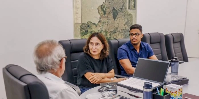 Prefeito recebe representante da FAO em trabalho para aperfeiçoamento dos equipamentos de segurança alimentar