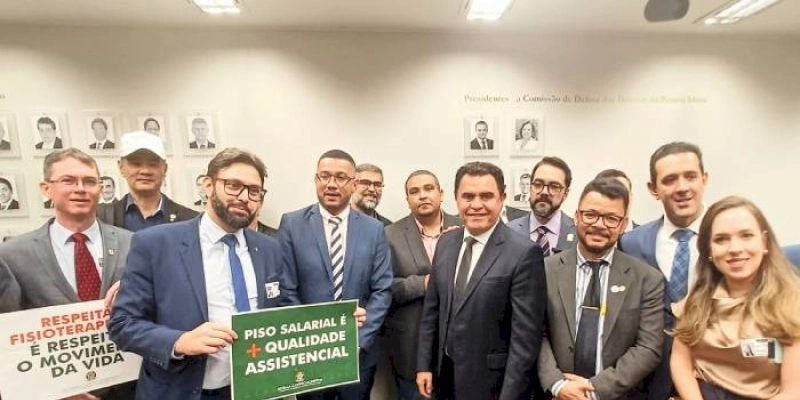 Wilson Santiago defende piso salarial para fisioterapeutas e terapeutas ocupacionais na Comissão de Trabalho