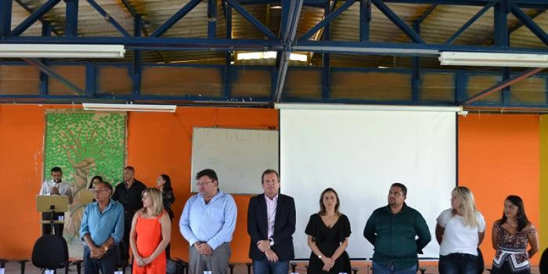 Em parceria com o Governo do Estado, Prefeitura de Sousa realiza evento de lançamento do Programa Educação Conectada