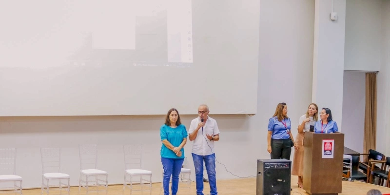 Prefeito participa de entrega de certificados para 175 concluintes de cursos profissionalizantes