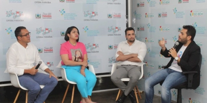 Homens e mulheres podem ter câncer de mama e a prevenção vale para todo mundo reforçam médicos do Complexo de Patos em Live
