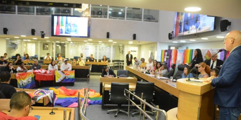 Assembleia debate proposta de Cida Ramos sobre enfrentamento à LGBTFobia