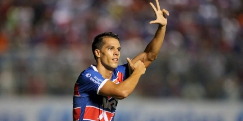 Atacante é mais um reforço do Sousa para a reta final do Paraibano e a Série D