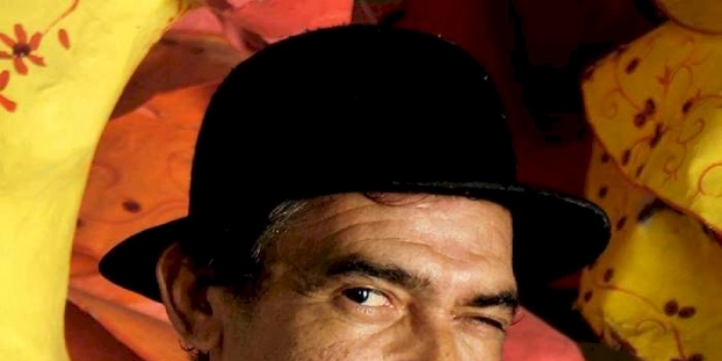 Babá Santana abre exposição ‘Encontro’ e mostra arte da papietagem na Casa da Pólvora