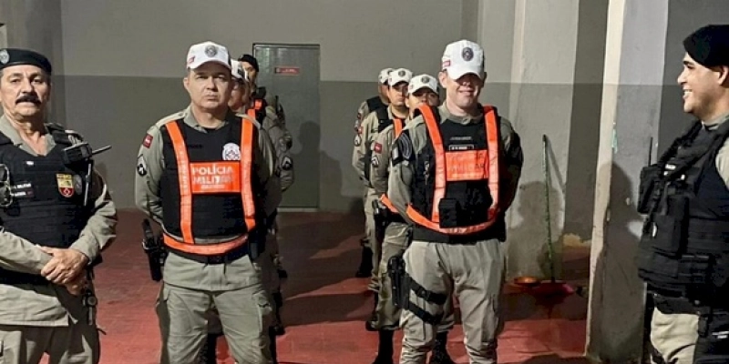 Polícia Militar garante a segurança da terceira noite do carnaval da cidade de Sousa