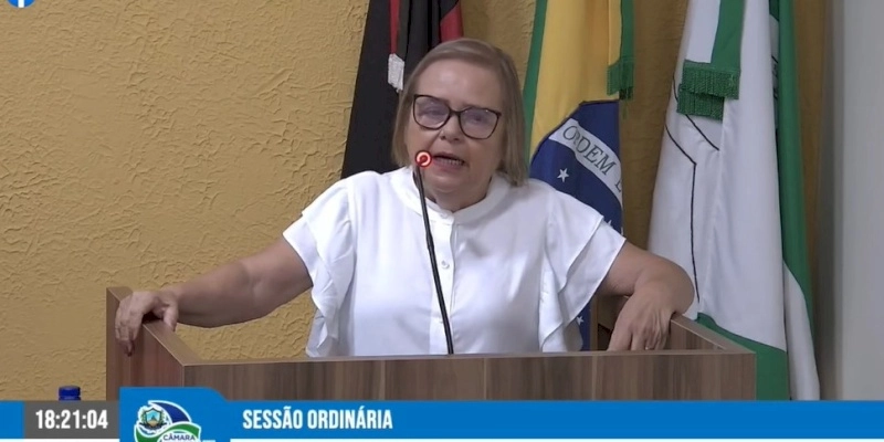 Vereadora cobra reconhecimento do Prefeito de Nazarezinho aos Professores fora do piso salarial: “Eles deram seu sangue pela educação”; Video