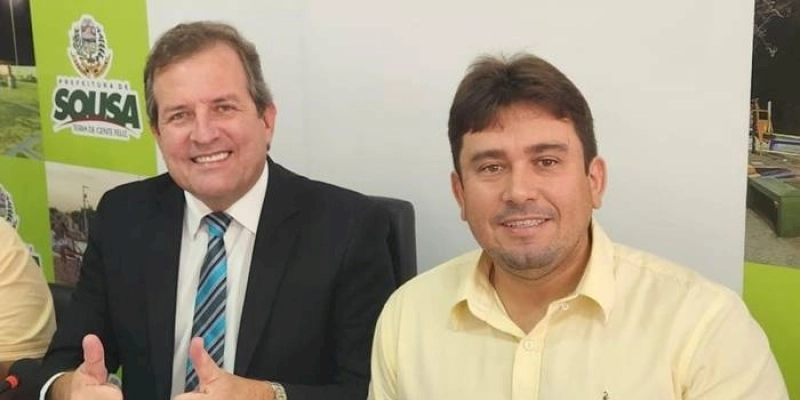 Na última coletiva do ano, prefeito Tyrone anuncia programação com inauguração de Centro de Professores, expansão de programação social e mais ações 