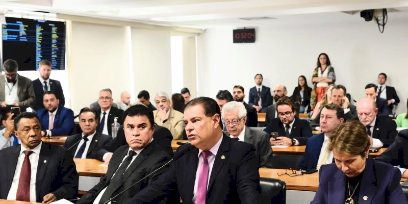 Membro titular do Parlasul, Wilson Santiago participa de eleição para escolha de líderes da delegação brasileira
