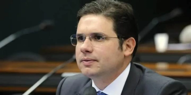 Base aliada de João Azevêdo pode ser palco de disputa por espaço entre Republicanos e outros partidos