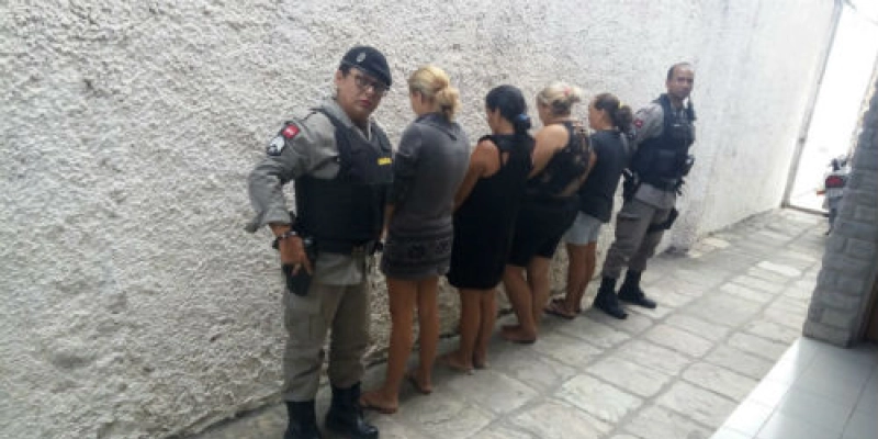 Mulheres são presas acusadas de raptarem crianças de Orfanato; Confira 