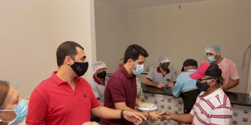 Com intermédio de Wilson Filho, Uiraúna ganha programa Tá na Mesa com 250 refeições por dia ao preço de R$ 1,00
