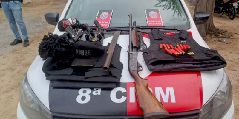 Polícia prende suspeitos de tiroteio e apreende armas e coletes no interior da Paraíba