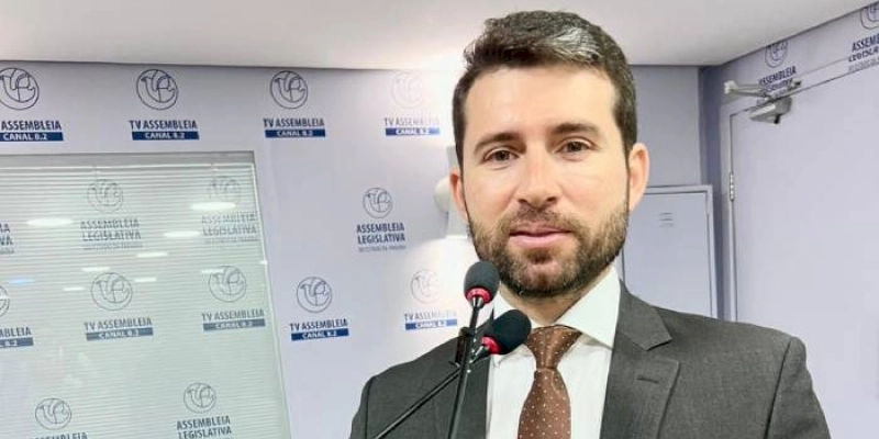 Proposta do deputado Michel Henrique cria a Semana de Conscientização sobre os males do uso intenso de celulares por crianças e bebês