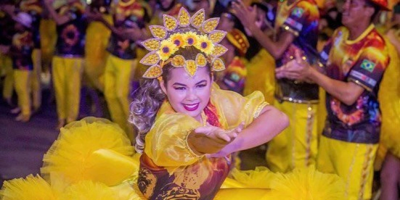 Festival de Quadrilhas Juninas segue nesta terça-feira com apresentação de mais cinco grupos