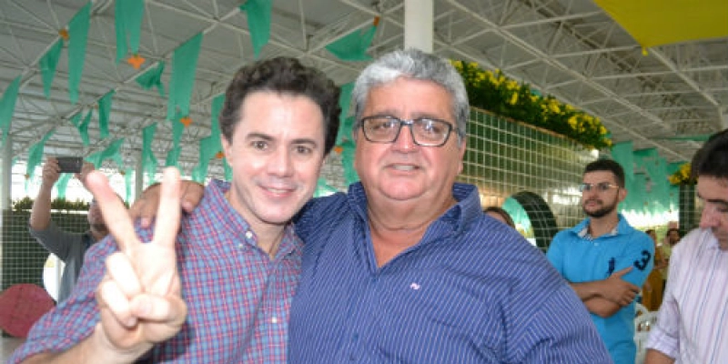 Prefeito de Vieirópolis, no Sertão, anuncia apoio à pré-candidatura de Veneziano ao Senado