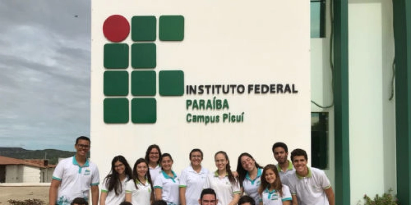 Estudantes e docentes do Campus Picuí do IFPB conquistam intercâmbio na Irlanda
