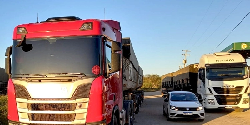 Sefaz-PB apreende cargas com farinha de trigo, feijão, carne bovina congelada com irregularidades