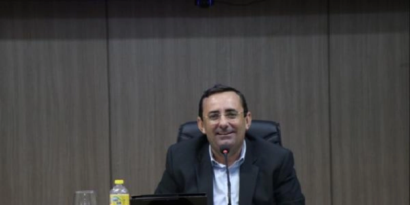 Radamés Estrela anuncia pagamento dos Servidores da Câmara de Vereadores em Sousa 