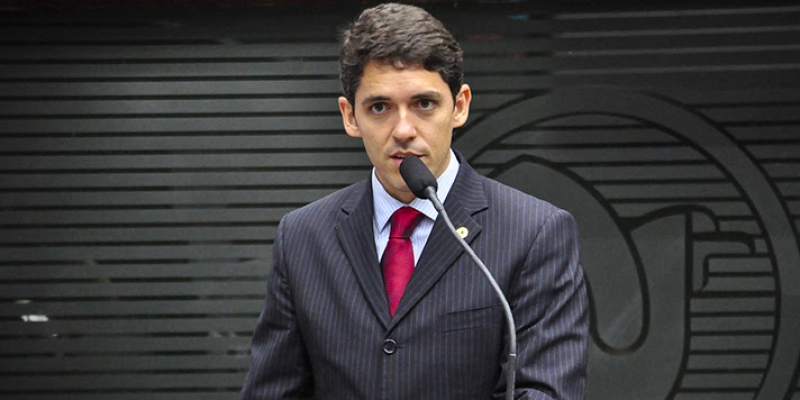 Tovar elogia proposta de Lucélio para acabar com residência oficial e destaca tramitação da "PEC da Granja"